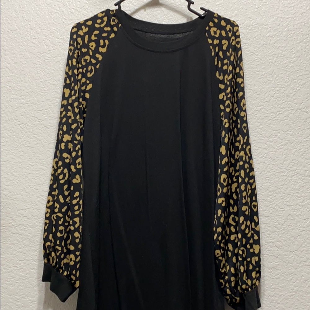 Long sleeve leopard print dress